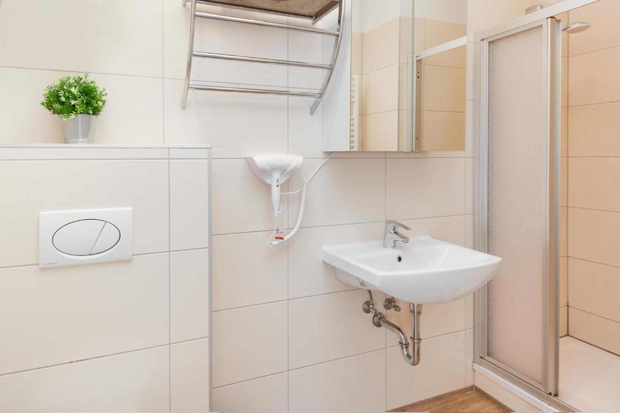 Apartment Mandlgasse I Contactless Check-In Wien Exteriör bild