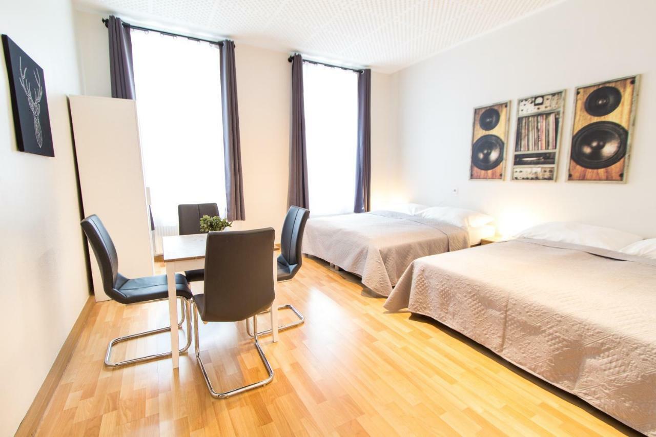 Apartment Mandlgasse I Contactless Check-In Wien Exteriör bild