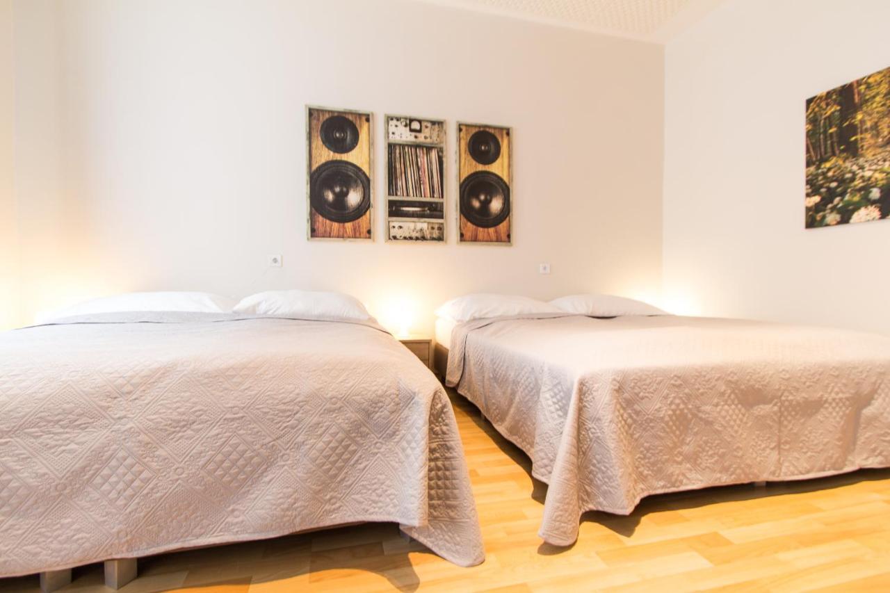Apartment Mandlgasse I Contactless Check-In Wien Exteriör bild